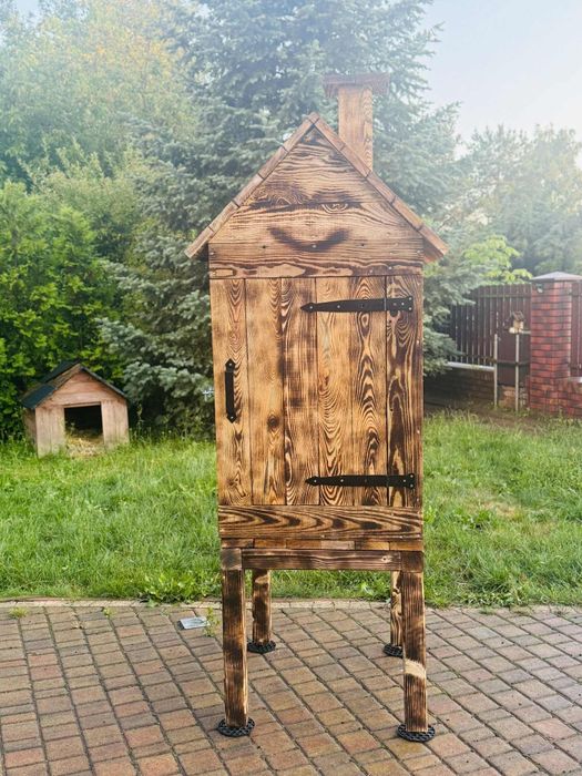 Wędzarnia drewniana