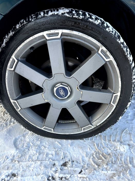 Продам Ford Focus 2005 рік можлива розстрочка,кредит,обмін!