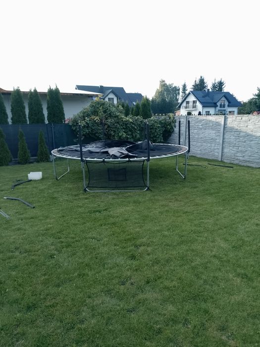 Trampolina ogrodowa