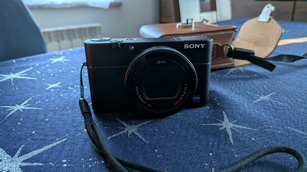 Aparat Sony RX 100 V super stan