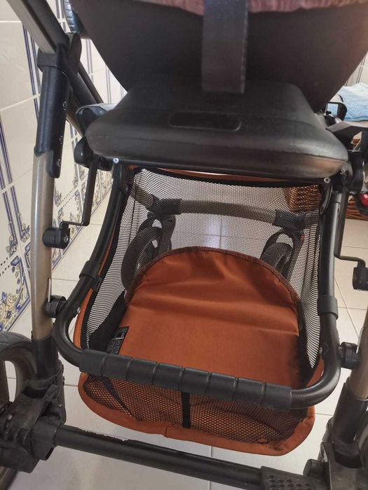 Carrinho e Ovo Bébécar