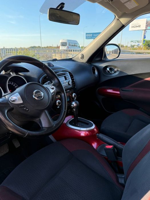 Ніссан Жук Nissan Juke