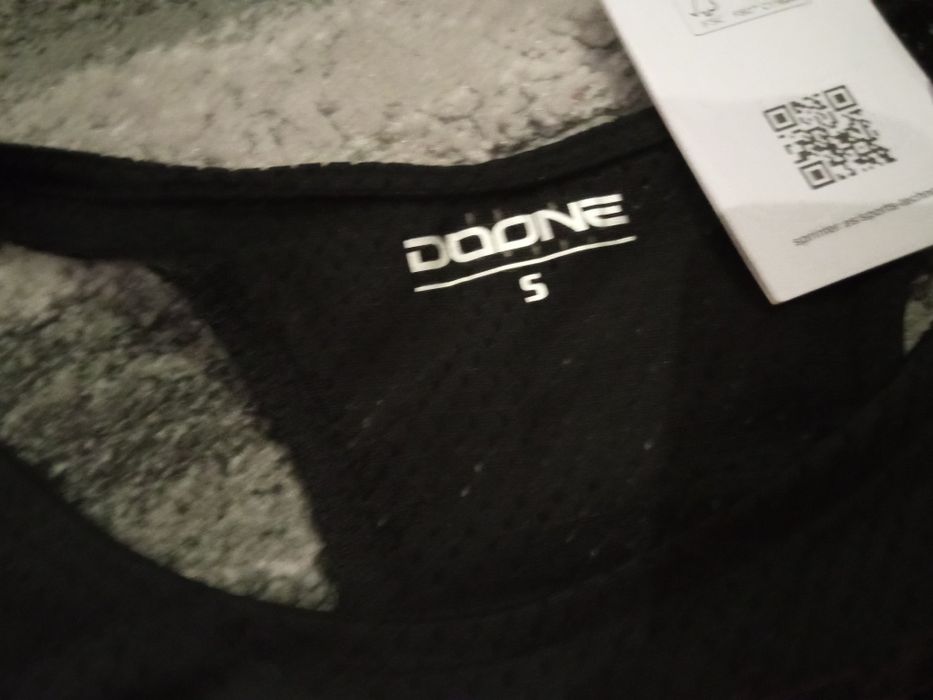 Top desportivo de duas cores