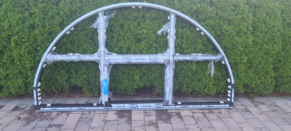 Nowe okna łukowe aluminiowe