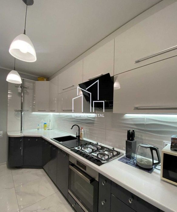 Продаж 2-к в Сихові (Зубра) | Євроремонт | Меблі та техніка