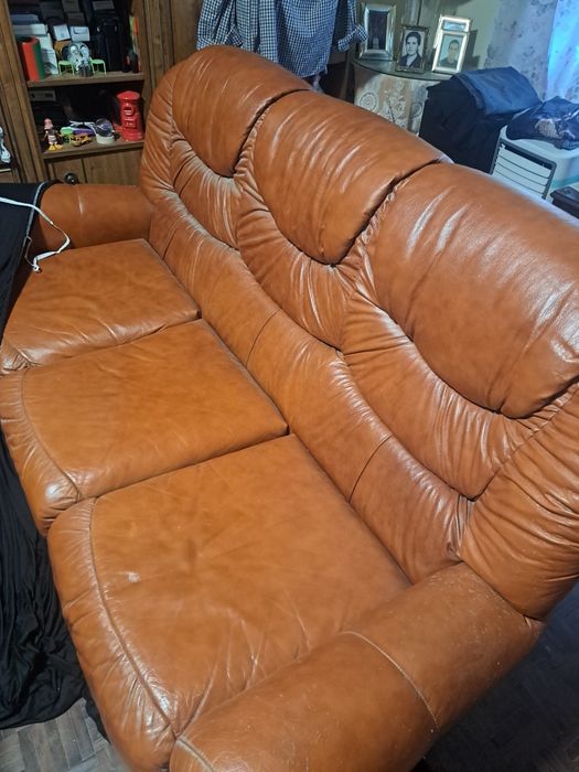 Sofa de couro. Tá novo