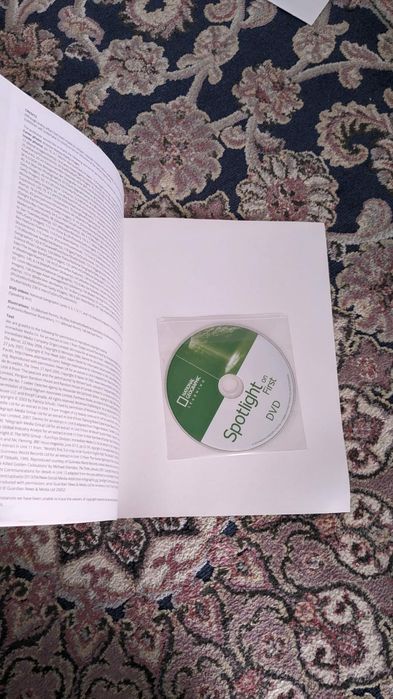 Livro Spotlight on First - student's book and workbook