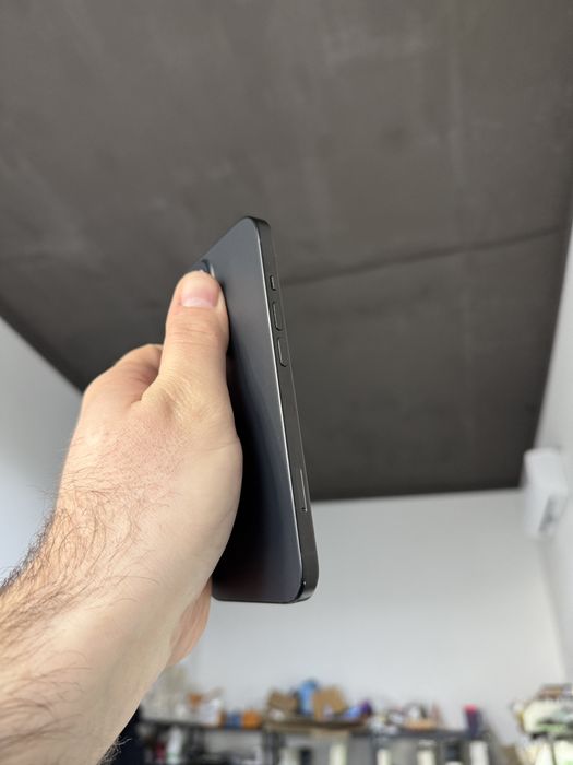 Apple iphone 15 128 gb 90% айфон 15