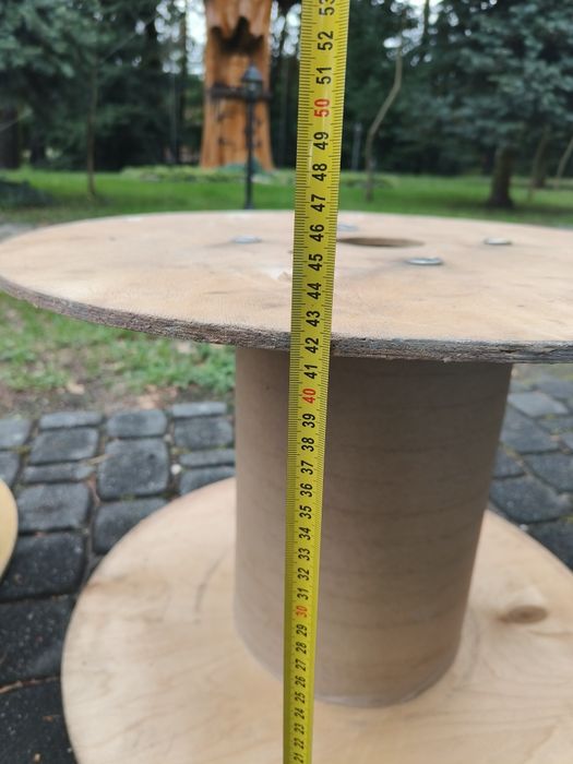 Szpula po kablu , stół