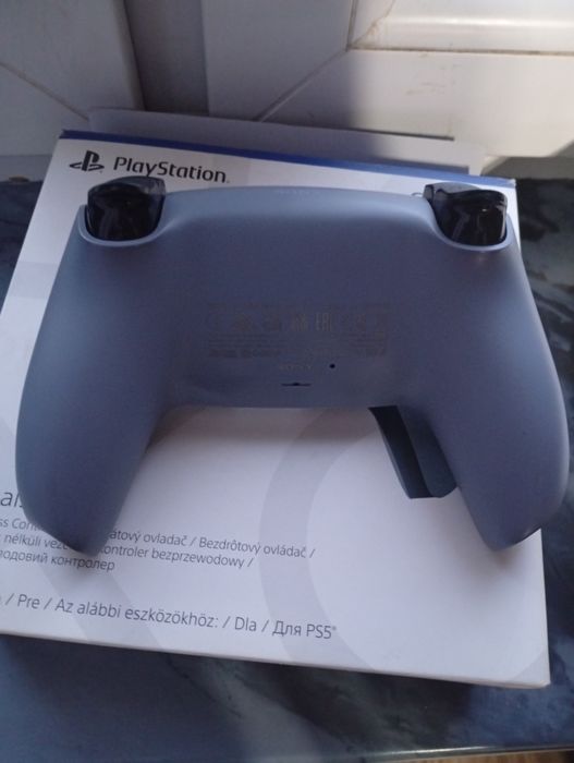 Sprzedam pada ps5 mało używany