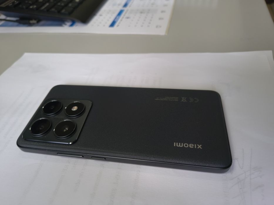 Xiaomi 14T Pro 12/512 com carregador 120W