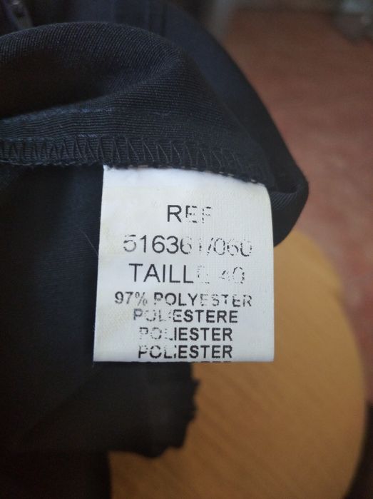 Top preto tamanho 40