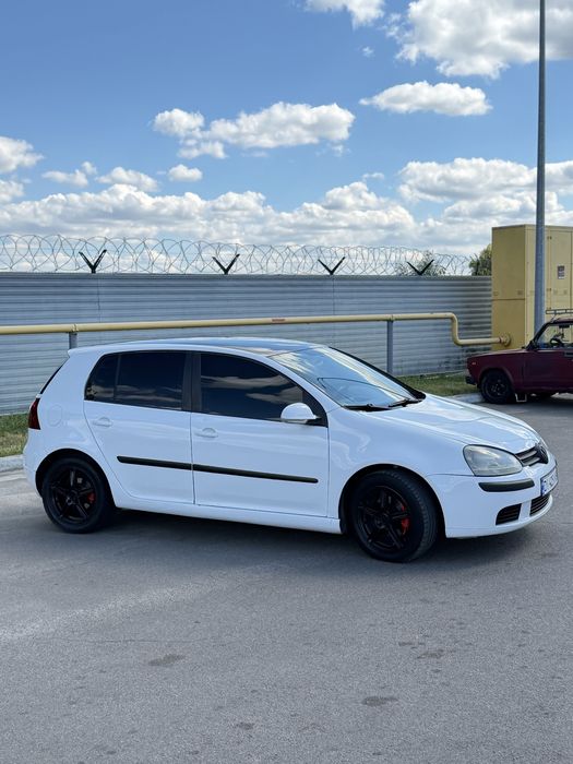 Volkswagen Golf 5 Дизель 2л