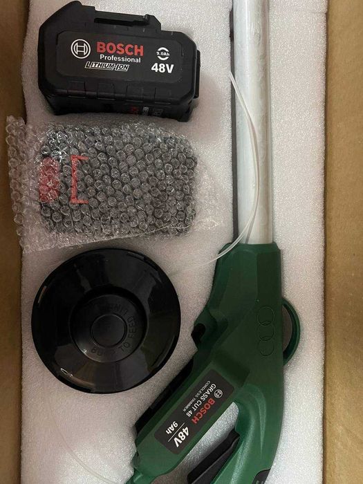Тример Bosch Grass Cut 48V  Потужна електрокоса для дому та дачі