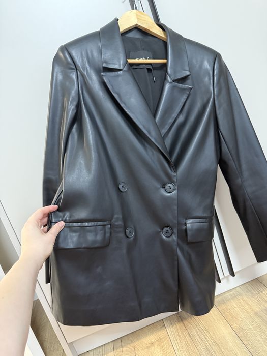 Шкіряний піджак