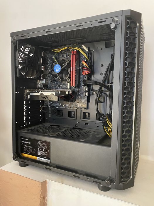 Komputer I3-10100f / b560m Pro / Rx550 4gb! Wydajna Baza!