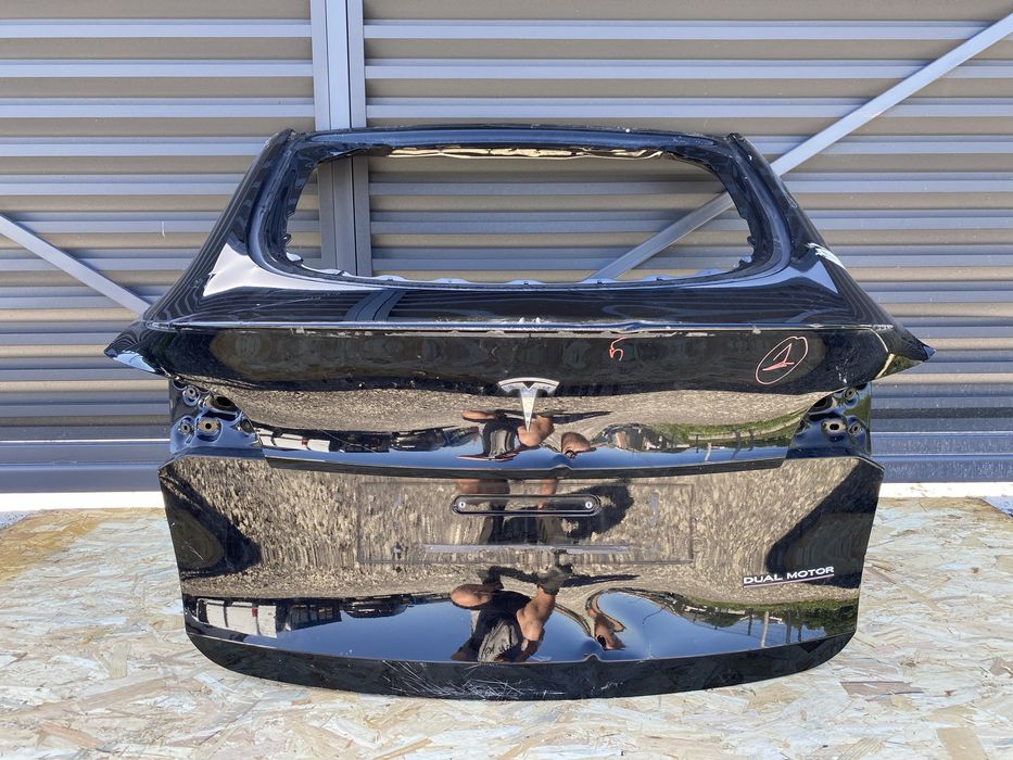 Кришка багажника Tesla Y MY model Y ляда кляпа тесла у му
