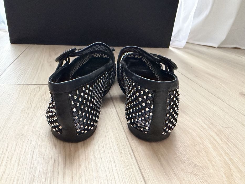 baleriny christian louboutin 39