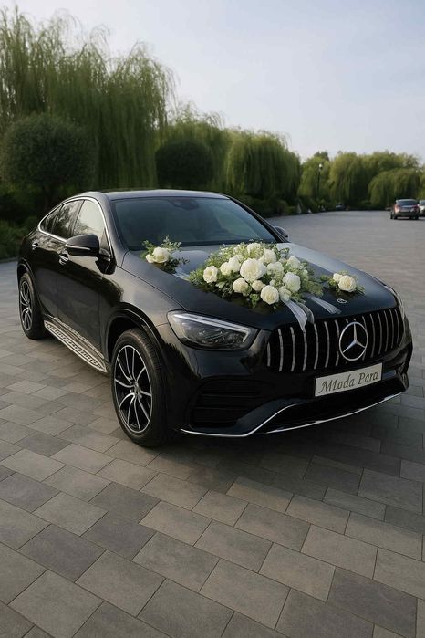 Piękny Mercedes GLE 2025 do ślubu