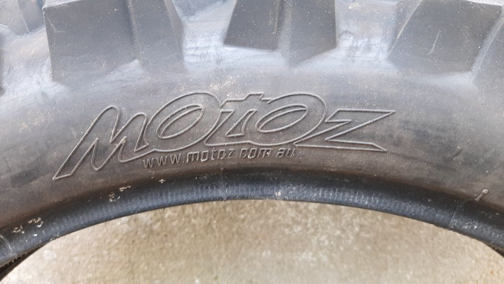 Pneus de moto para todo terreno