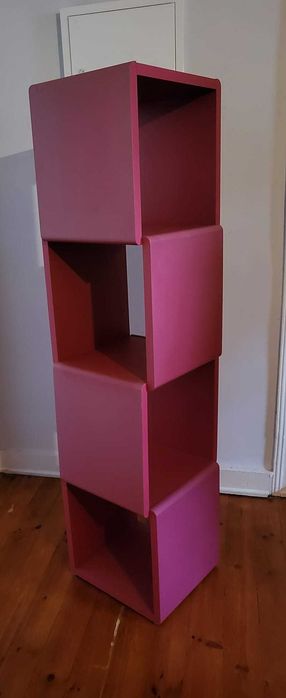 Móvel giratório rosa