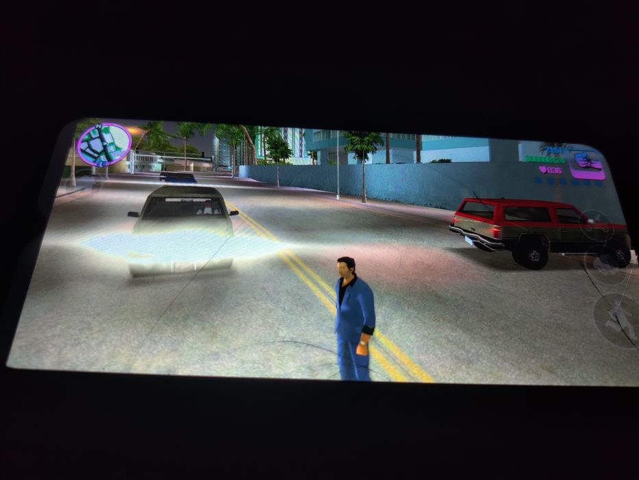 Продам бюджетный игровой девайс !!