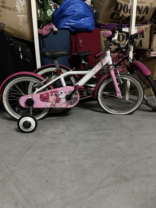 Vendo duas bicicletas semi novas para meninas de 07 e 10 anos