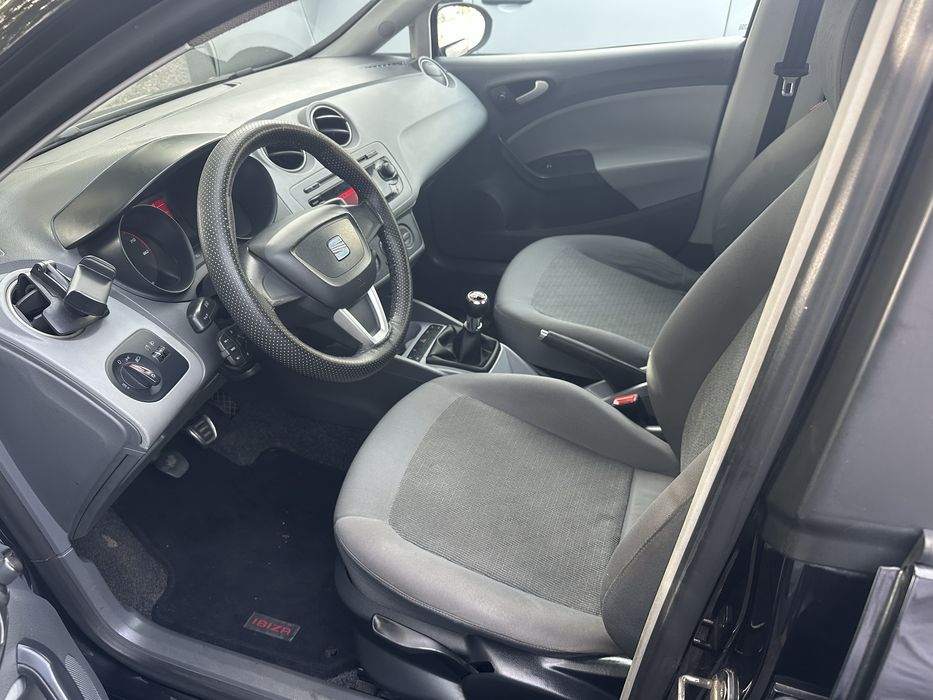 Seat Ibiza 1.2 Gasolina  Ar condicionado