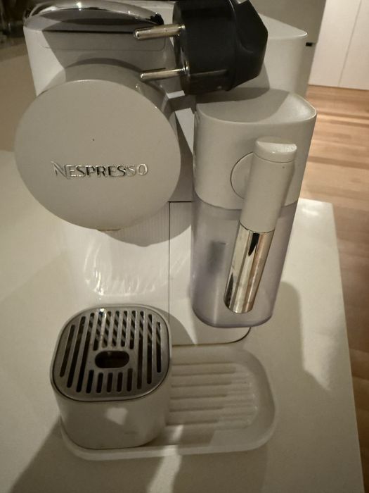 Delonghi latissima one