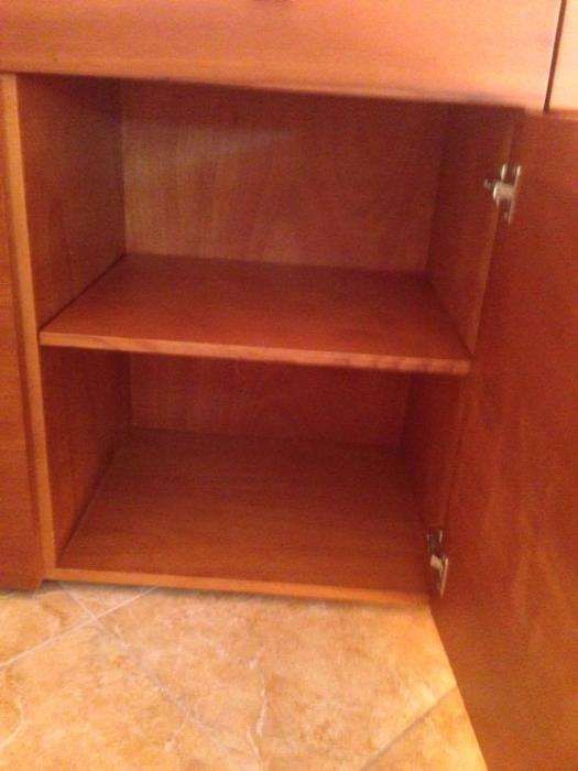 Aparador com duas torres