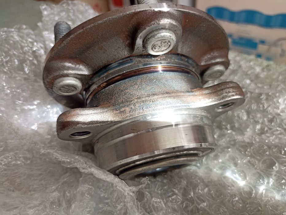Ступиця передня Ford Fusion USA; Motorcraft