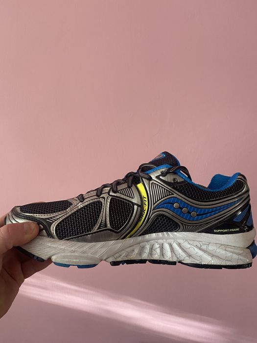 Saucony Hurricane 16, 45р.