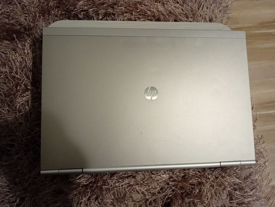 Sprzedam laptopa bez systemu operacyjnego Windows 10