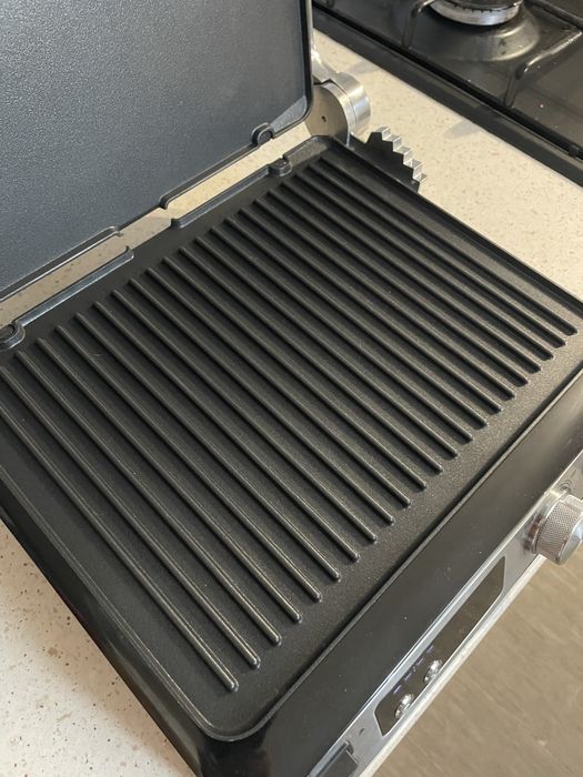 Гриль Braun MultiGrill CG7044