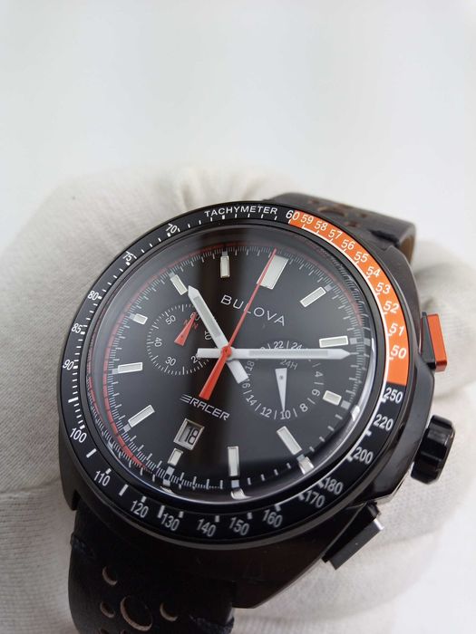 Гоночные часы Bulova 98B428 хронограф, тахиметр, календарь, сапфир