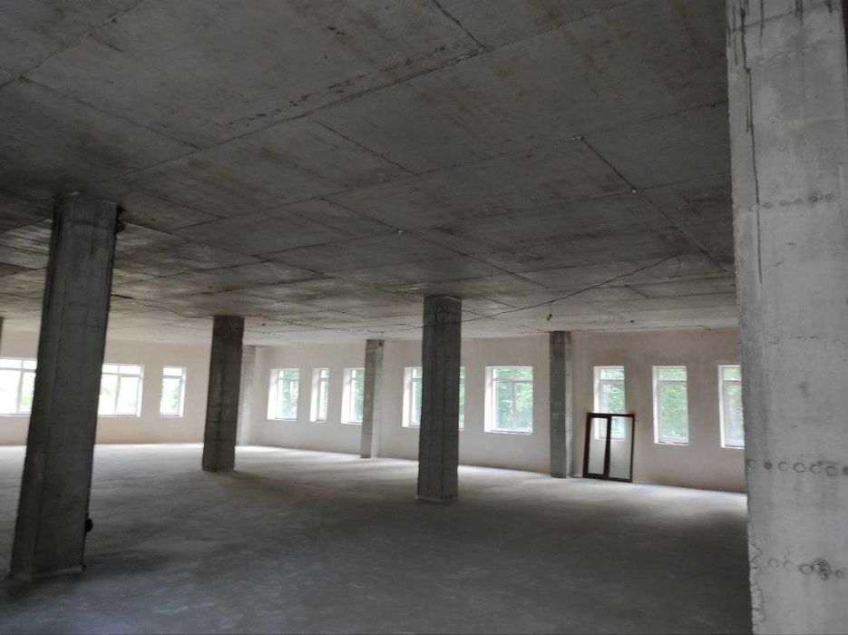 Оренда офісної будівлі