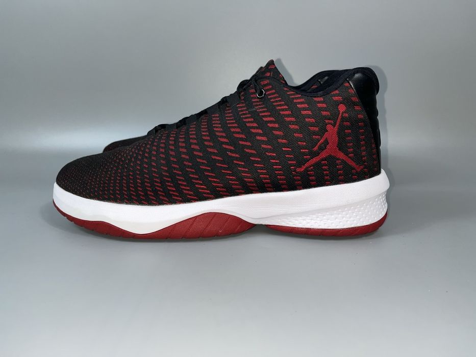 Кросівки Jordan B.Fly 44 розмір (по стельке 28 см)