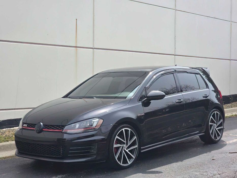 Volkswagen Golf GTI      2015