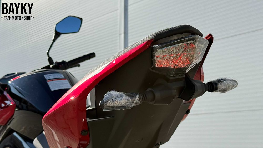 CFMOTO 250NK lite (version EFI, ABS)