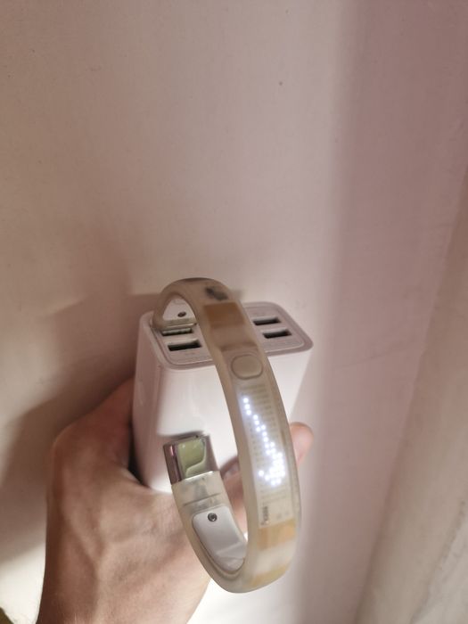 nike fuelband - Купить электронику - Цены на OLX.ua
