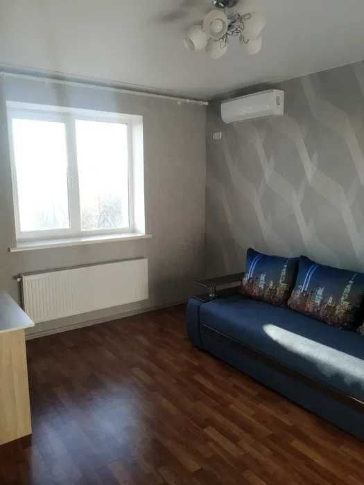 Однокімнатна квартира Хотів вул. Партизанська 1-А TV/БАЛКОН/ГАРДЕРОБНА