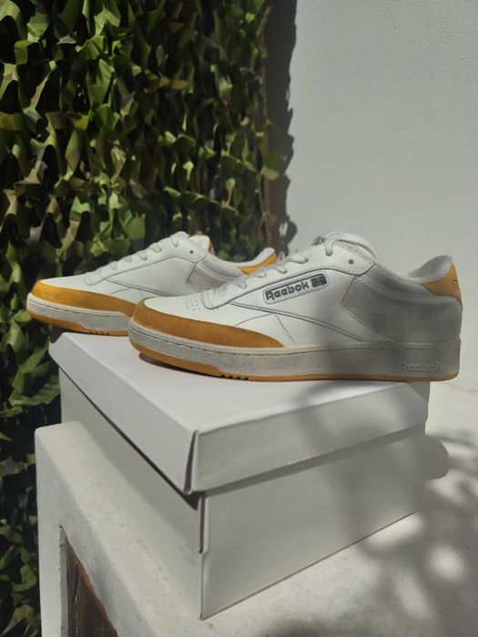 Sapatilhas Reebok Club C 85 – White/Orange – Tam. 39 (Novas na Caixa)