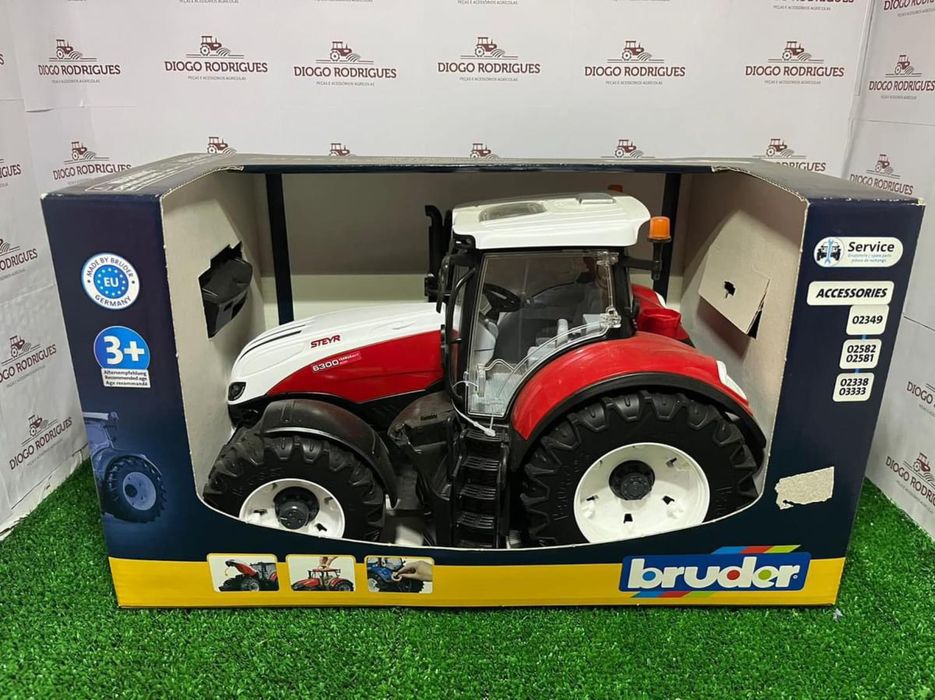 Tratores bruder escala 1:16