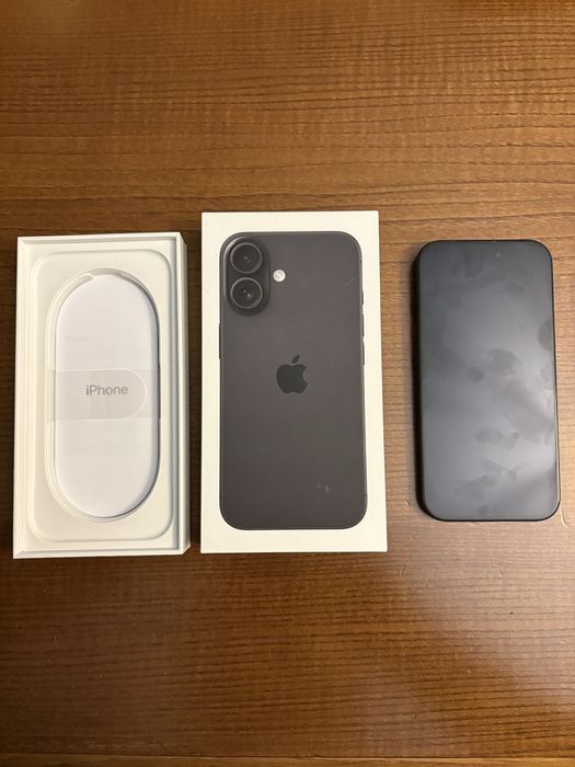 Iphone 16 preto novo