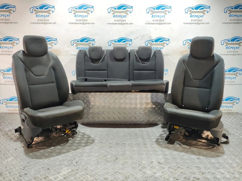 Conjunto Bancos Tecido Renault Clio IV 4
