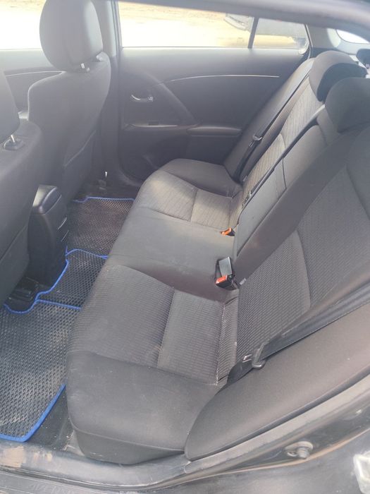 Toyota Avensis 2010