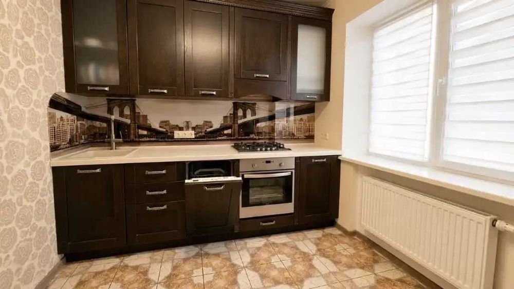 Продам 3к квартиру на ж/м Тополь-3