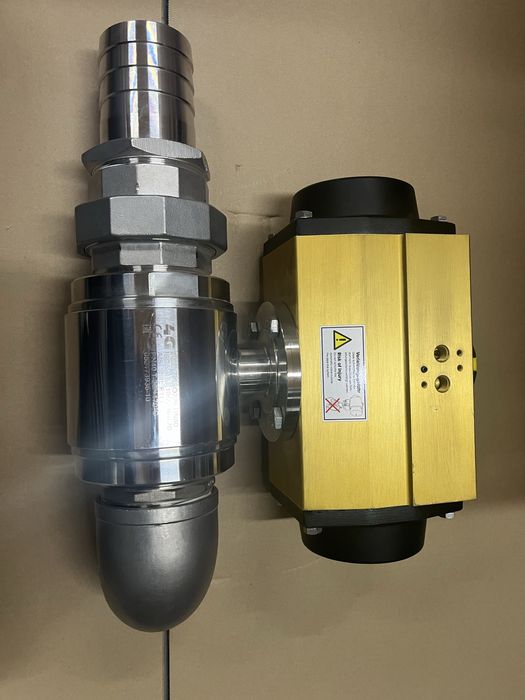 Zawór kulowy 4G 2-drogowy AISI 304 + siłownik pneumatyczny Sirca AP54