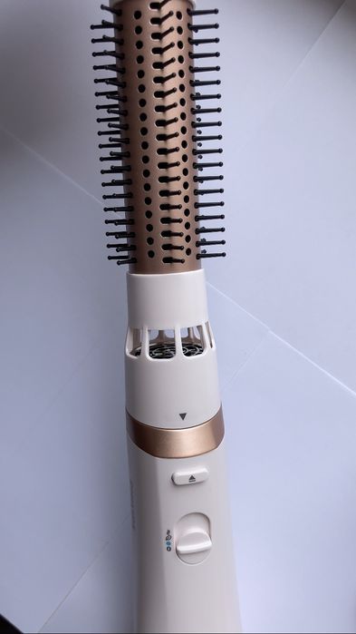 Фен - щітка Philips BHA310