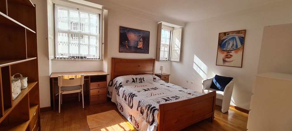 URGENTE: Cama de casal, estrado e colchão